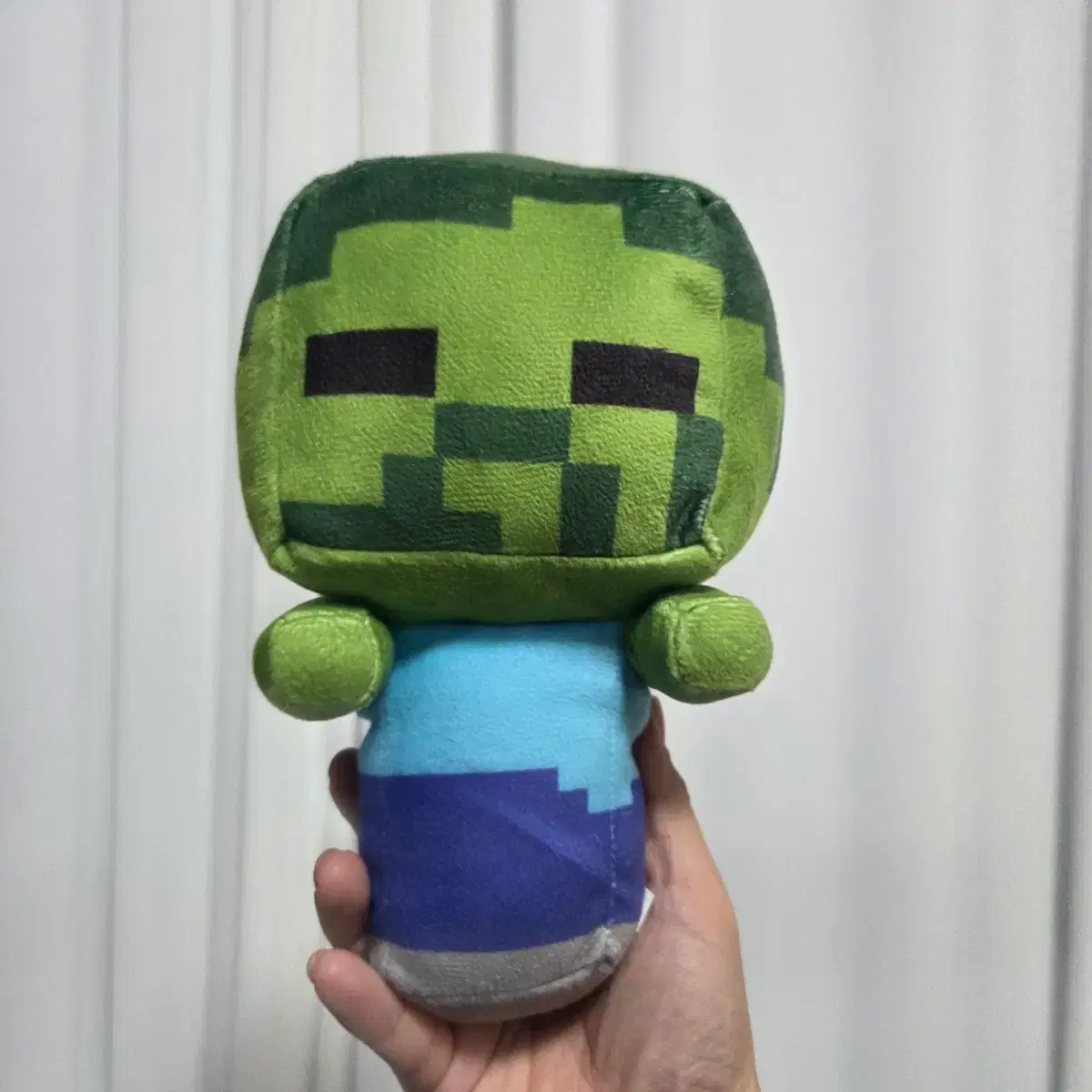 thumbnail-0